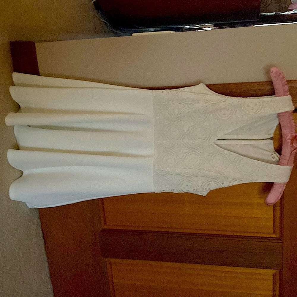 Womens White Lace Short Dress - XS